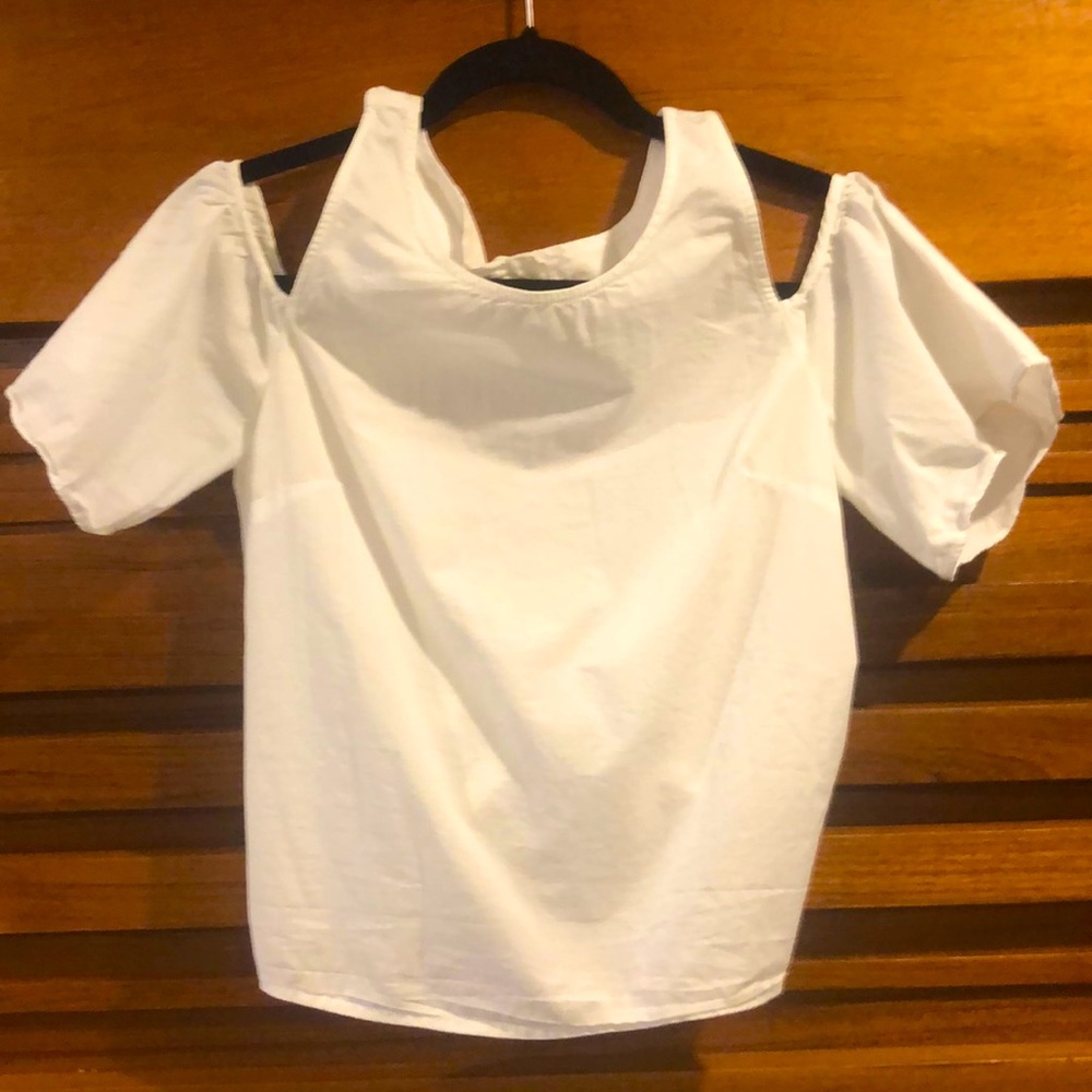 Super cute white Guess off the shoulder/backless top